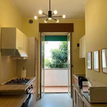 A Casa Di Era Civico 9,