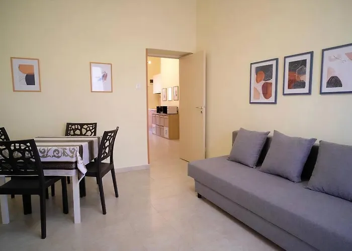 度假居 A Casa Di Era Civico 9, *